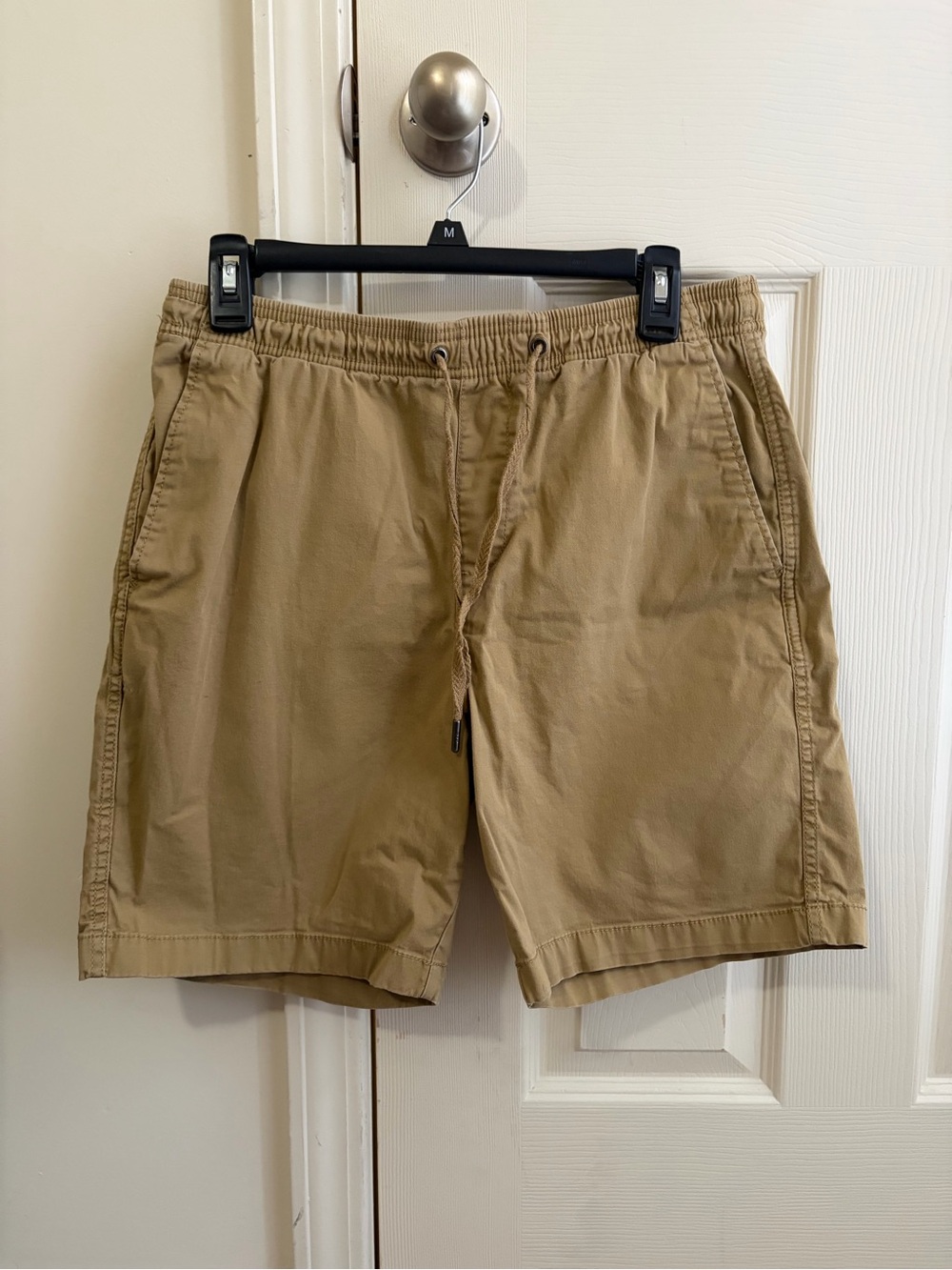 Men's Gap Casual Drawstring Shorts - Khaki